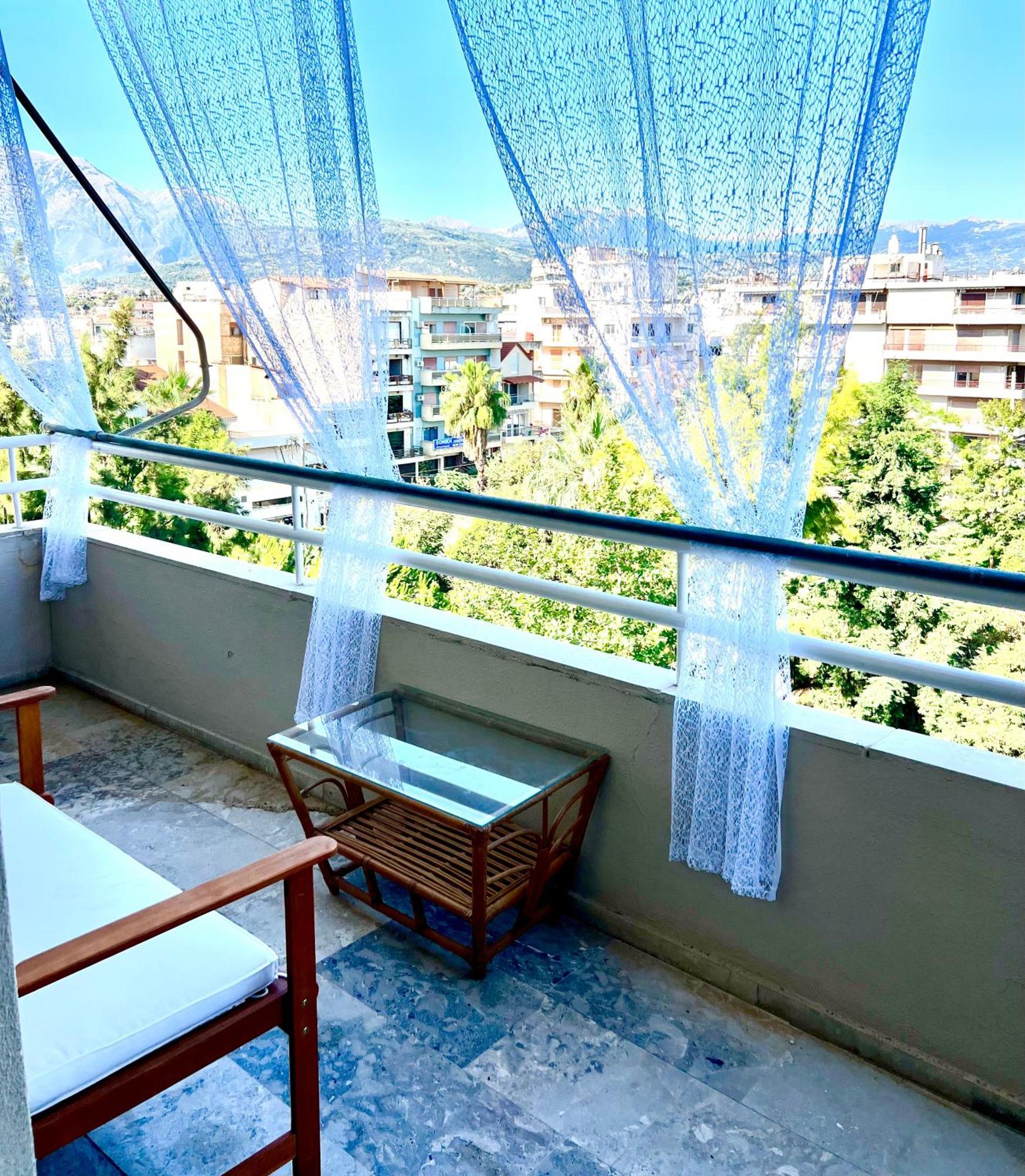 Seaview Penthouse On The Square Apartment Aigio Exterior photo